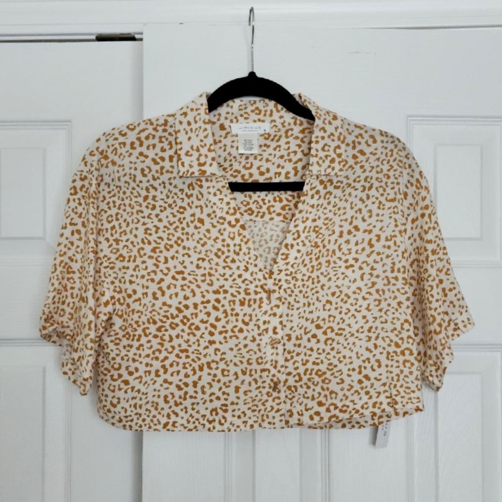 Cropped button down